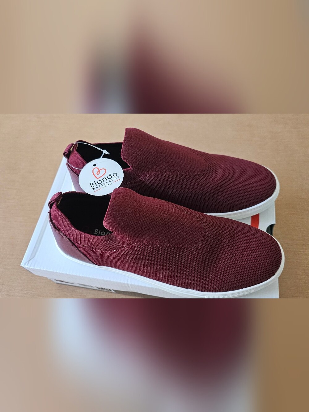 Blondo Women Slip-On Knit Sneakers Kyla in Burgundy Wine Red 8.5